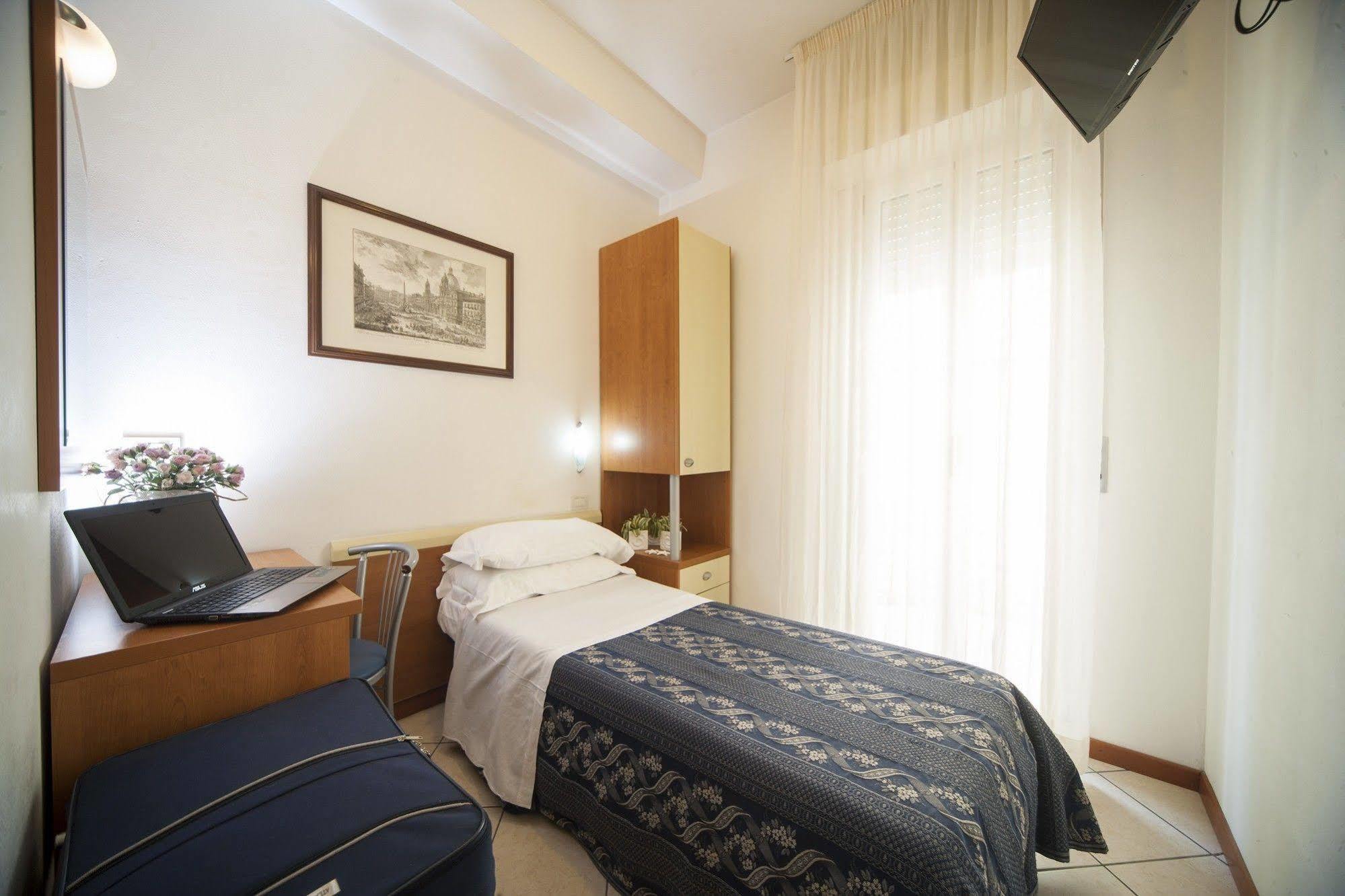 Hotel Jana Rimini Exterior photo